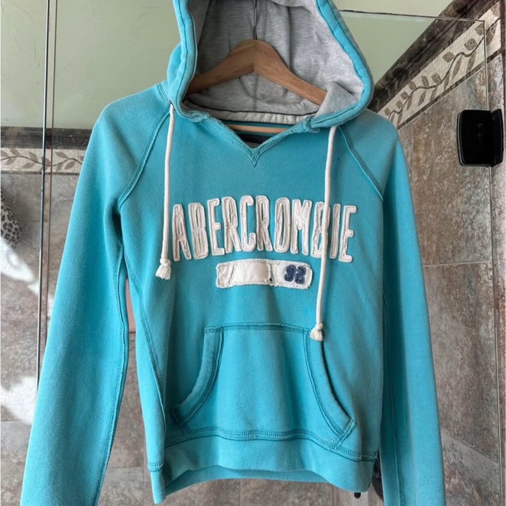 Abercrombie & Fitch Teal Sweatshirt